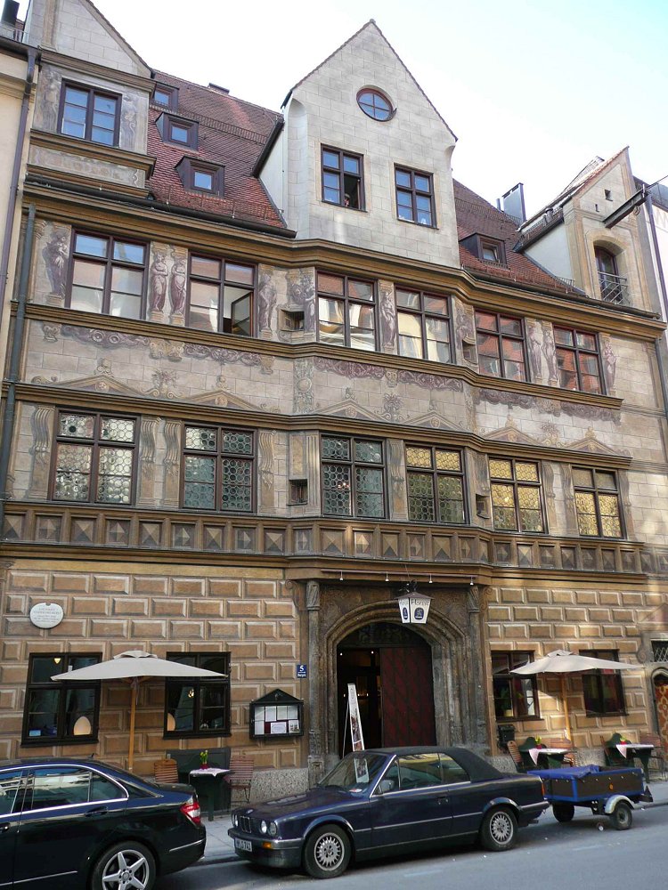 Das Stadtschreiberhaus in der Burggasse ist das lteste erhalten gebliebene Brgerhaus Mnchens