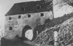 Das Torhaus der Burg Lutzmannstein