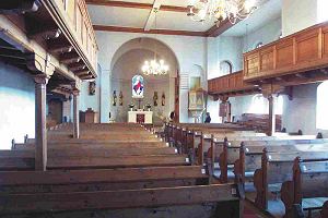 Schnau: Blick in das Innere der Kirche