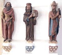 Gotische Stifterfiguren in der Kastler Klosterkirche