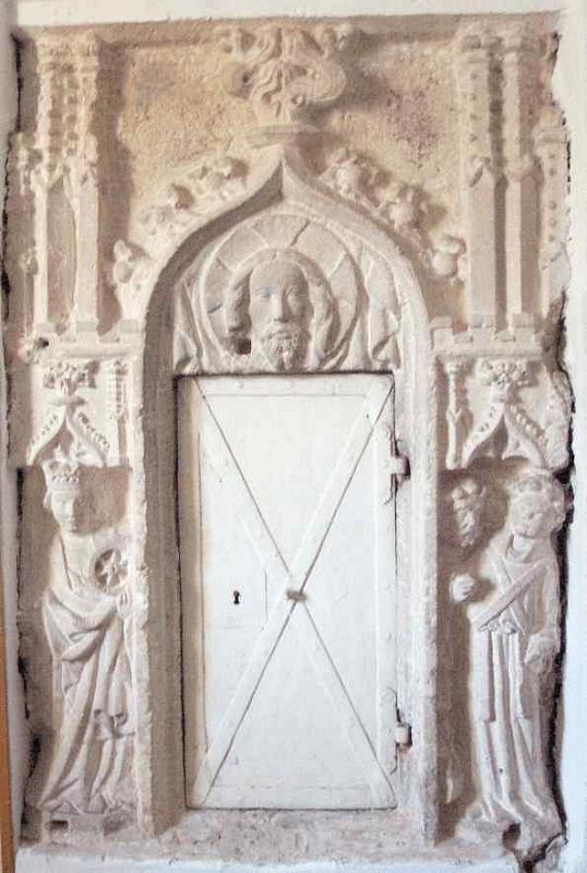 Sakramentsnische aus der alten Kirche, (15. Jahrhundert)