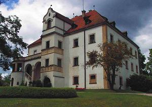 Schloss Friedenfels im Jahr 2004
